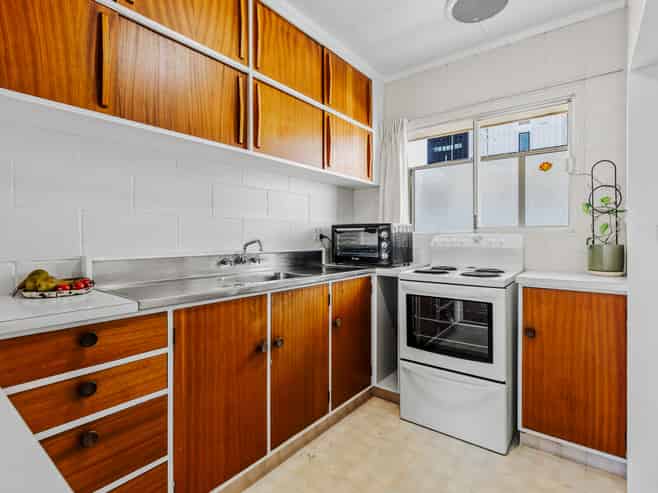 6/16 Park Street, Tauranga Central