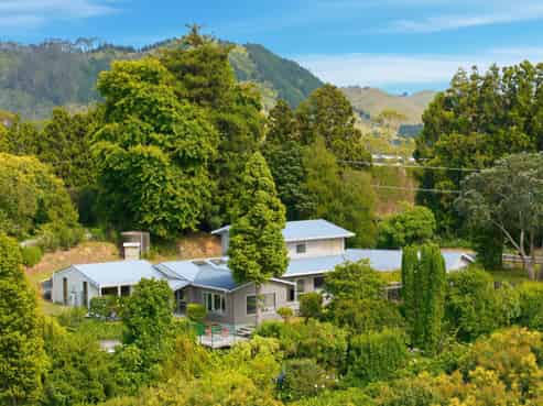 245 Athenree Road, Athenree