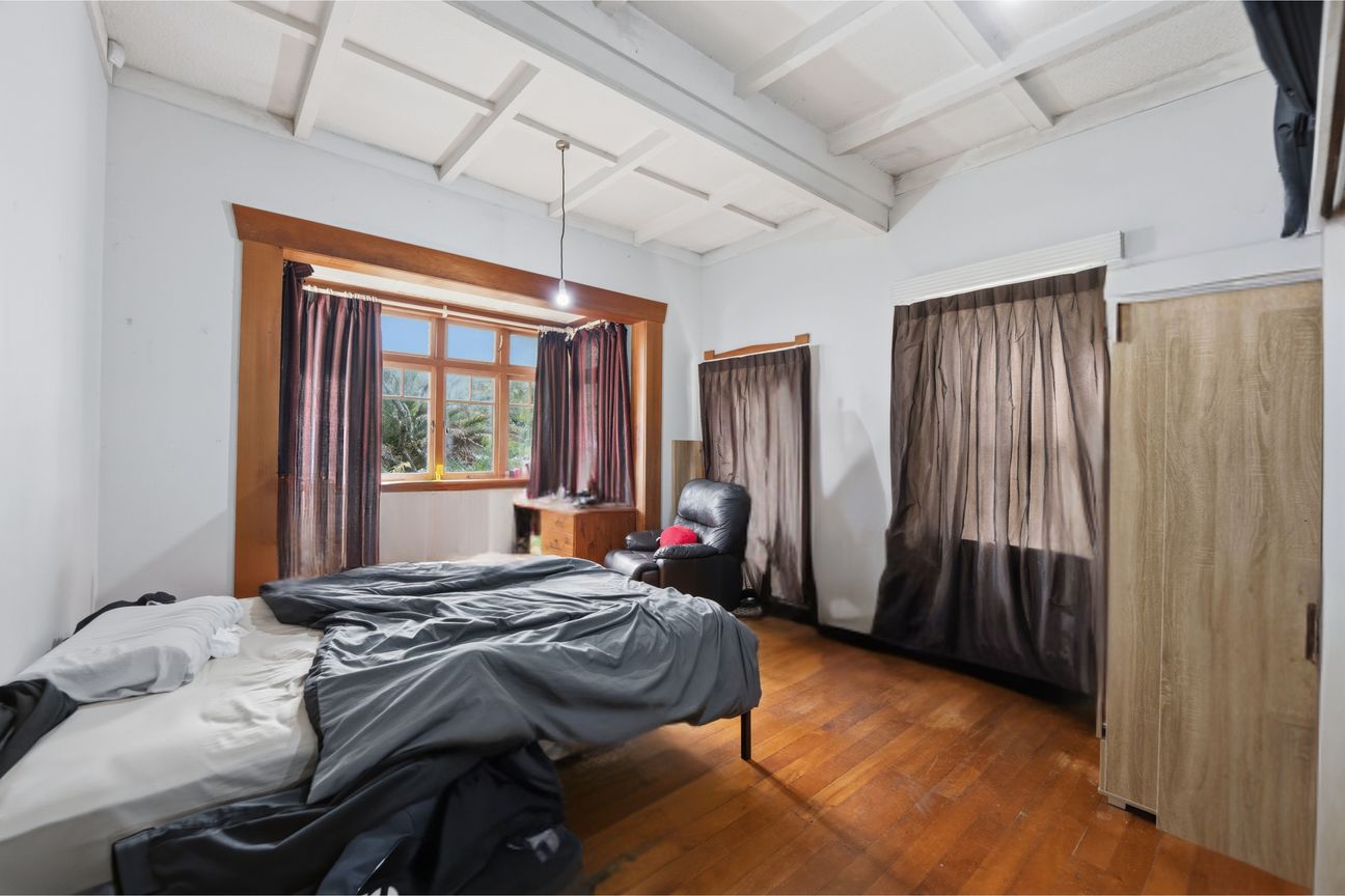 Mt Eden Goldmine: Rare 1,290sqm Site - Meer