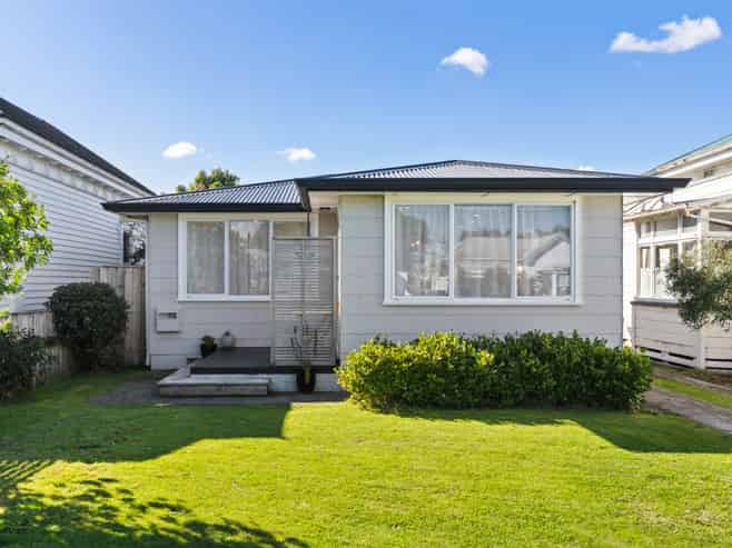 19 Norman Road, Te Hapara