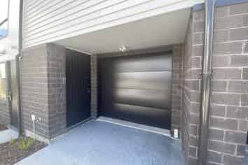 8/3234 Great North Road, New Lynn