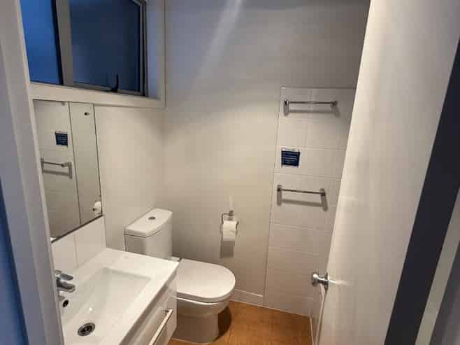 27/4 Lake Avenue, Frankton