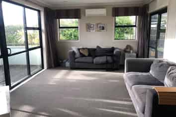 7 Salas Place, Howick