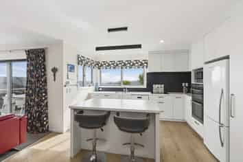 3 Greenstone Place, Aotea