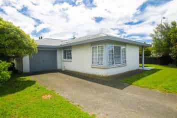  20 Charles Street, Riverdale