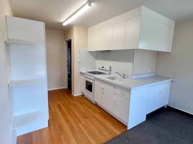 1A/196 Bucklands Beach Road, Bucklands Beach