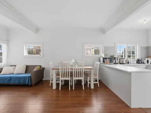 13 Memorial Avenue, Mount Roskill