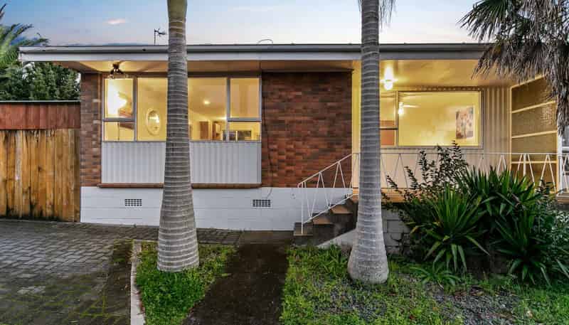 1/48 Mcleod Road , Te Atatu South
