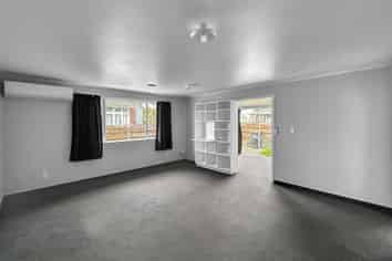 56B Weston Avenue, Roslyn