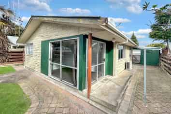 56B Weston Avenue, Roslyn