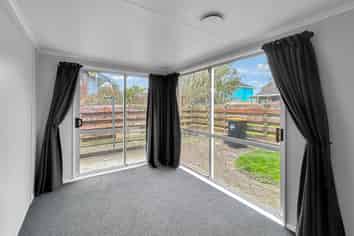 56B Weston Avenue, Roslyn