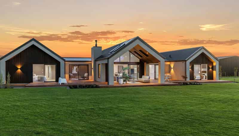 692B Weedons Road, ROLLESTON