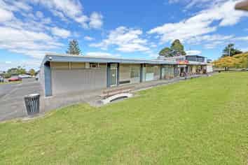 130M³ RETAIL/OFFICE FOR LEASE
