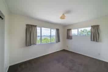 11 Worthington Place, West Harbour