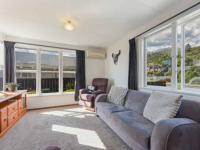 1/298 The Ridgeway, Stoke