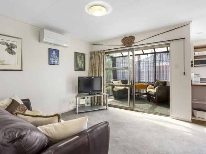 5B Larkworthy Street, Saint Kilda