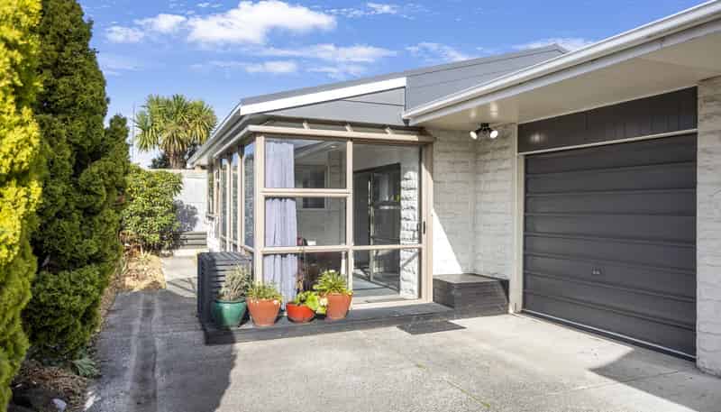 5B Larkworthy Street, Saint Kilda