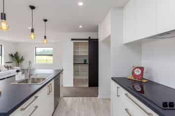 400 Bower Avenue, Parklands