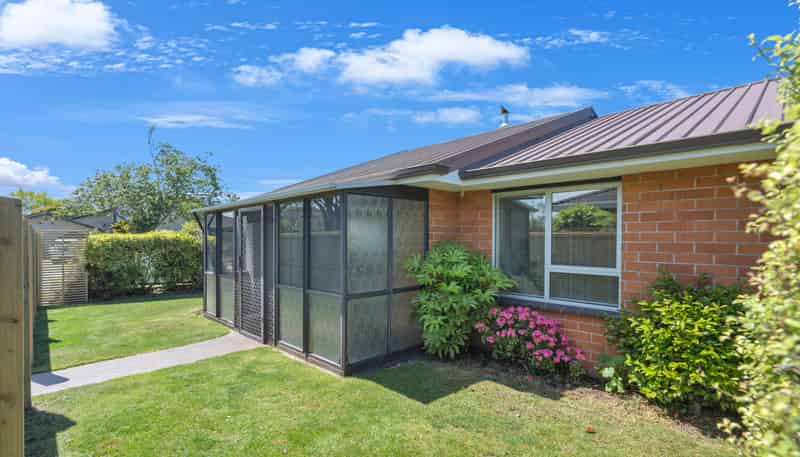 49A Ambleside Drive, Burnside