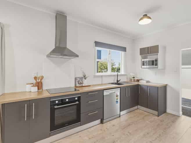 77 Fitzherbert Avenue, Tawhero