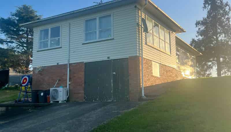 316E Ostrich Farm Road, Pukekohe