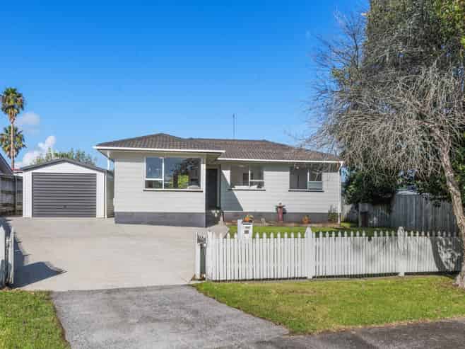 15 Tyndrum Place, Highland Park