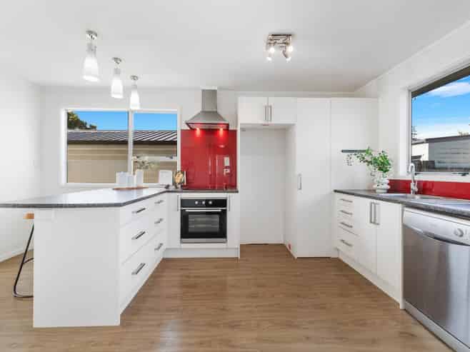 15 Tyndrum Place, Highland Park