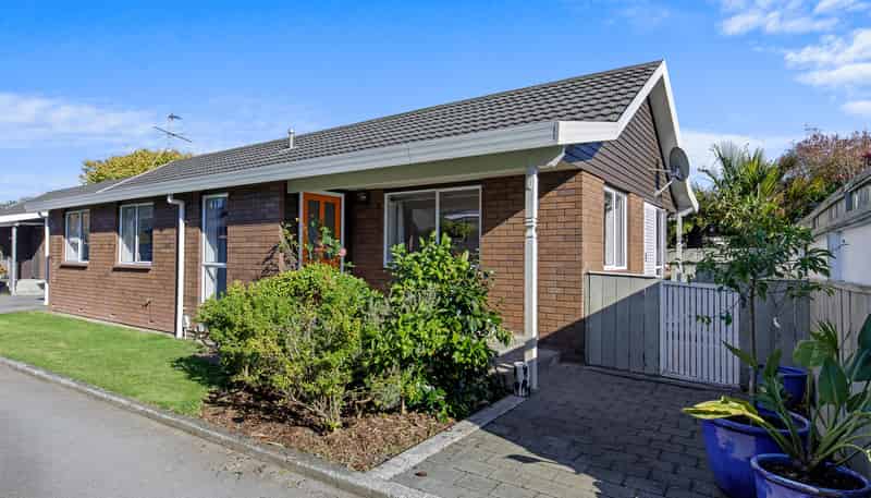 90A Epuni Street, Epuni