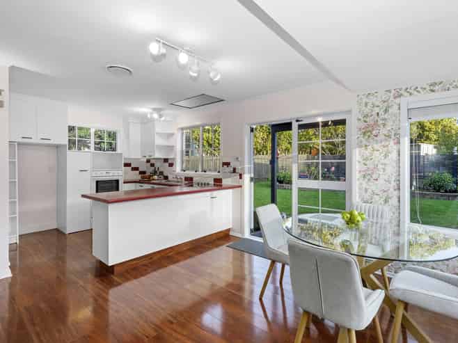 53 The Drive, Tawa