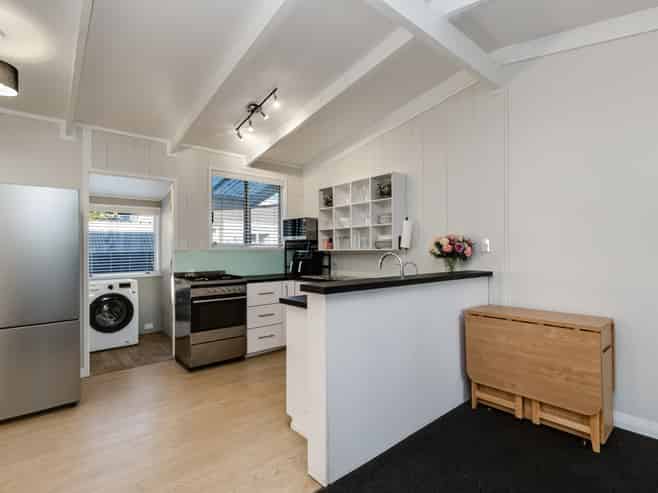 132 Brightside Road, Stanmore Bay