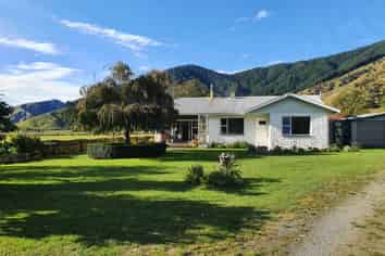 3186 State Highway 6 RD1, Havelock