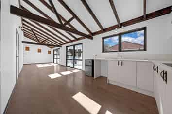 63C Woodward Road, Mount Albert