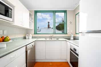 177 Grant Road, Thorndon