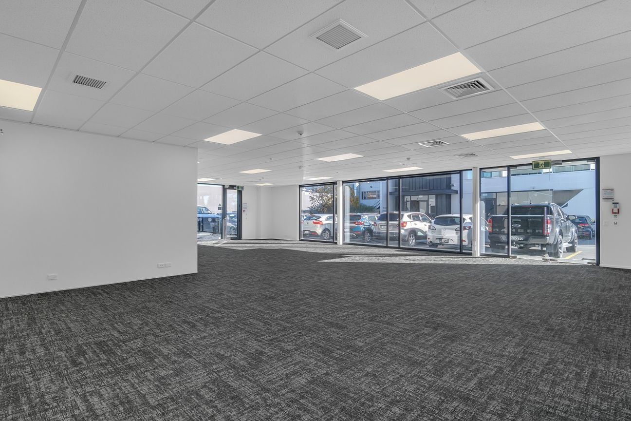 Ground Floor Presence with Profile - Vista 5