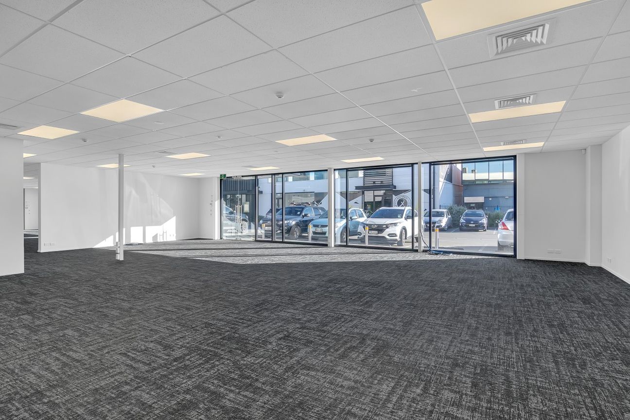 Ground Floor Presence with Profile - Vista 4
