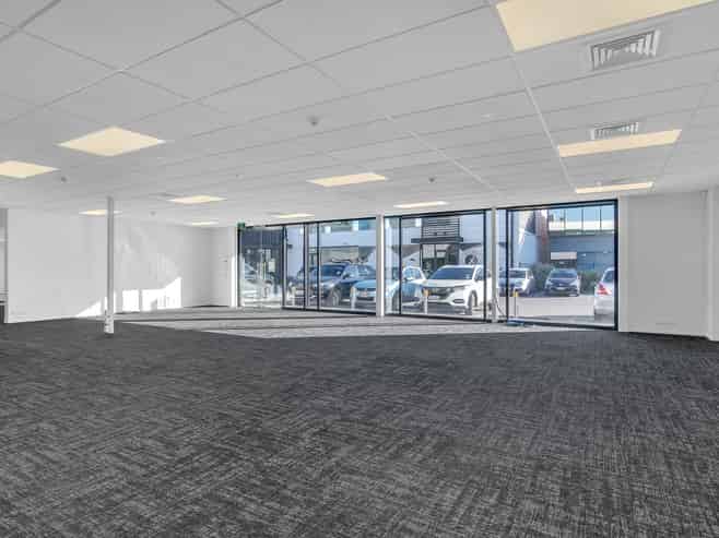 Ground Floor Presence with Profile