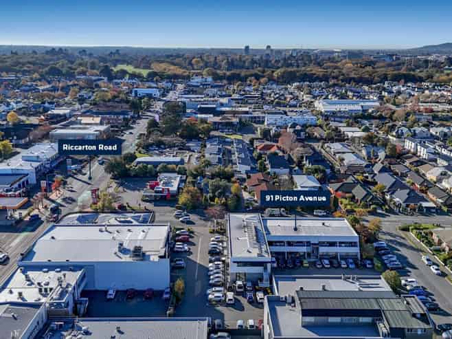 Ground Floor Presence with Profile