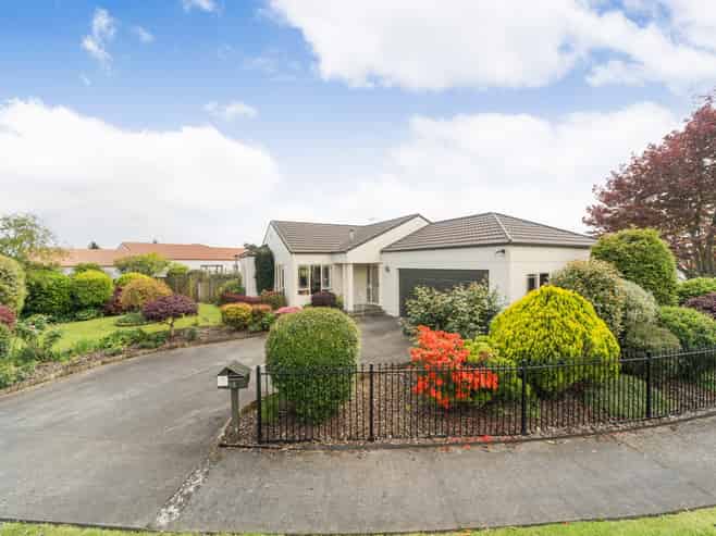 18 Dalfield Place, Highbury