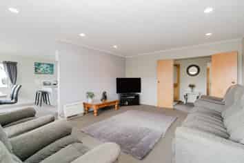 5 Maahutaupeke Place, Saint Andrews