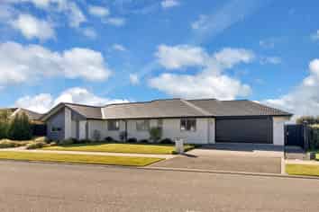 516 East Maddisons Road, ROLLESTON