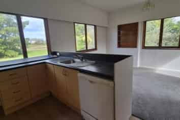 3/66 Oak Street, Mangapapa