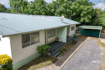22A & B Barrie Crescent, Silverdale