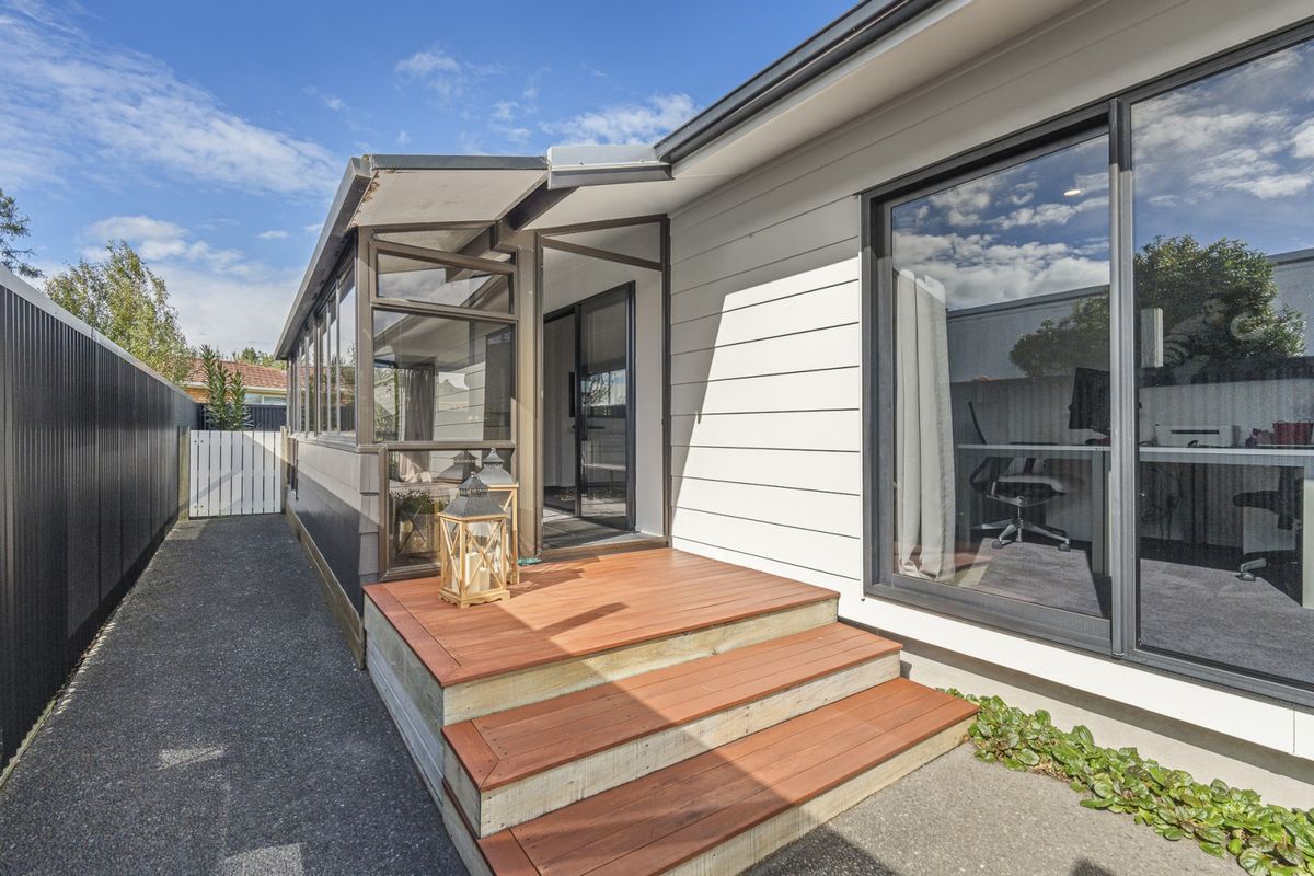 The Perfect Rental - Mehr