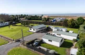 19 Waipureku Street, Clive