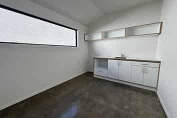 Well Priced City Fringe Office