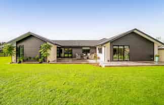 26 Mercade Close, Stratford