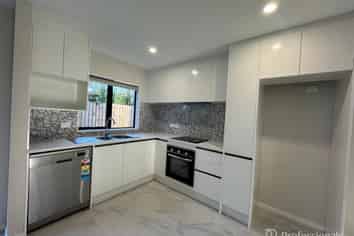 9G Avis Avenue, Papatoetoe