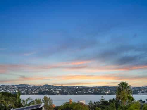 1/27 Huka Road, Birkenhead