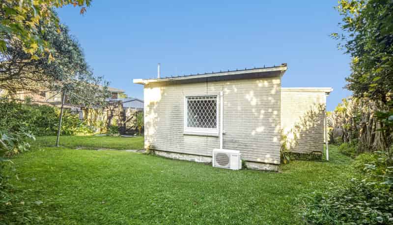 1/2 Rewi Street, Torbay