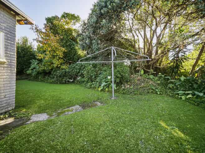 1/2 Rewi Street, Torbay